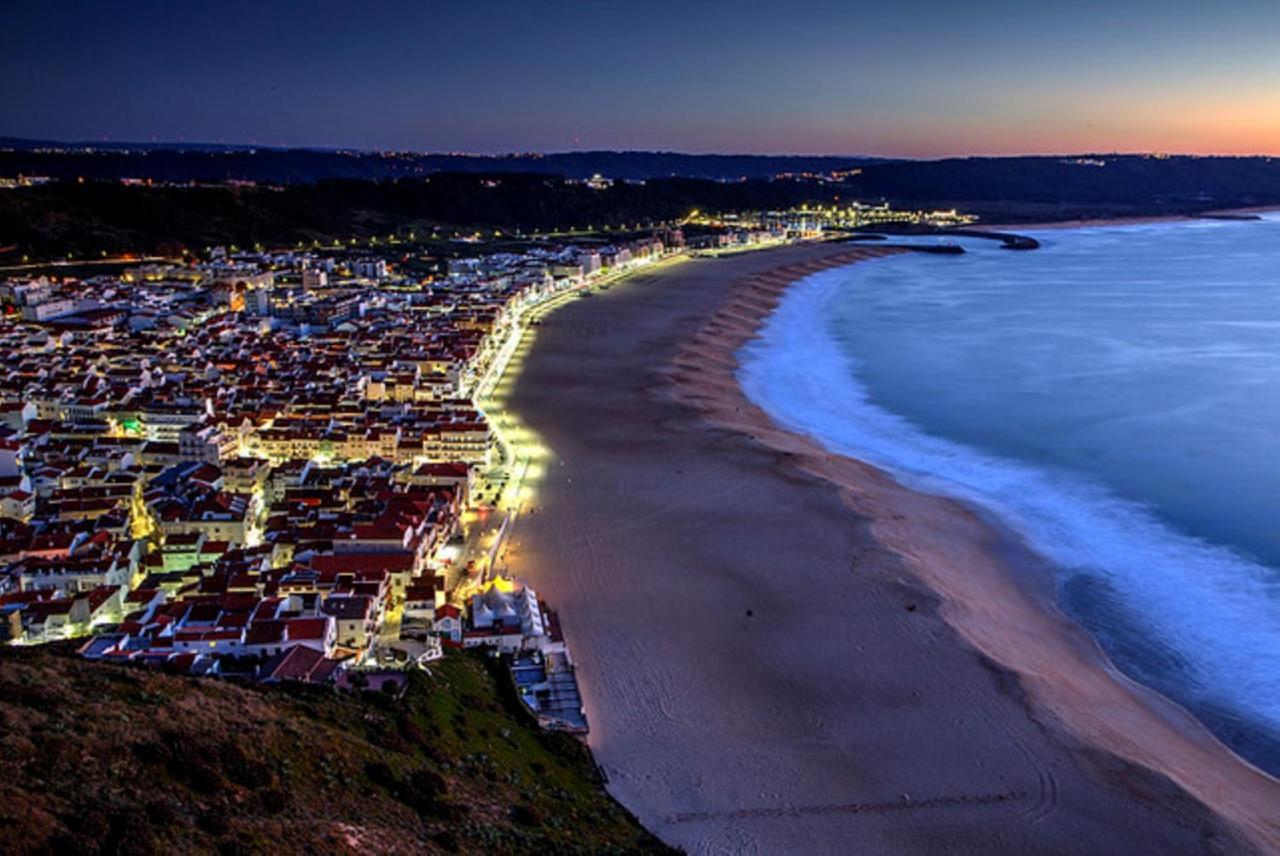 Light Wave Nazare Center 50M Beach Exterior foto